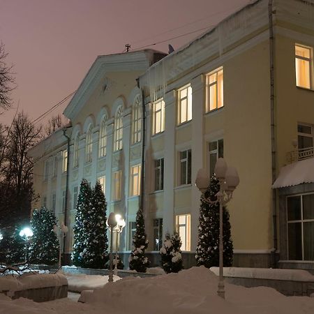 Park - Otel Usagyba Moscow Exterior photo